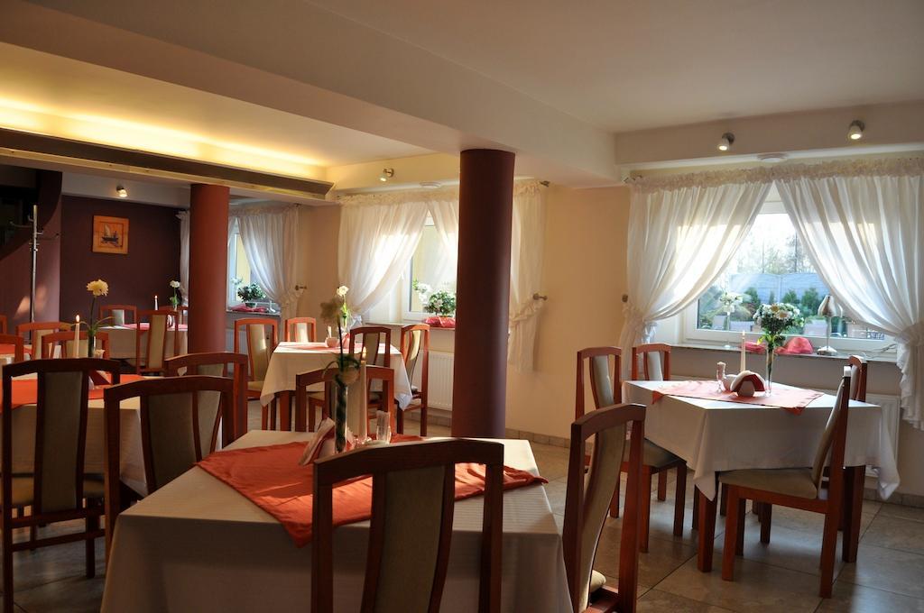 Hotel Zagiel Niewiesze Bagian luar foto