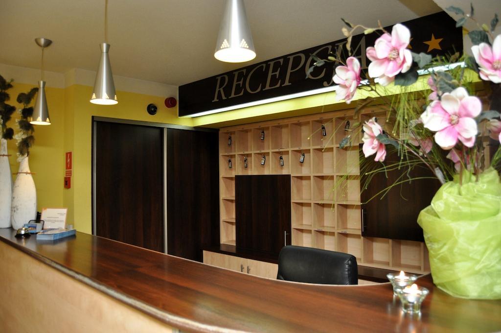 Hotel Zagiel Niewiesze Bagian luar foto