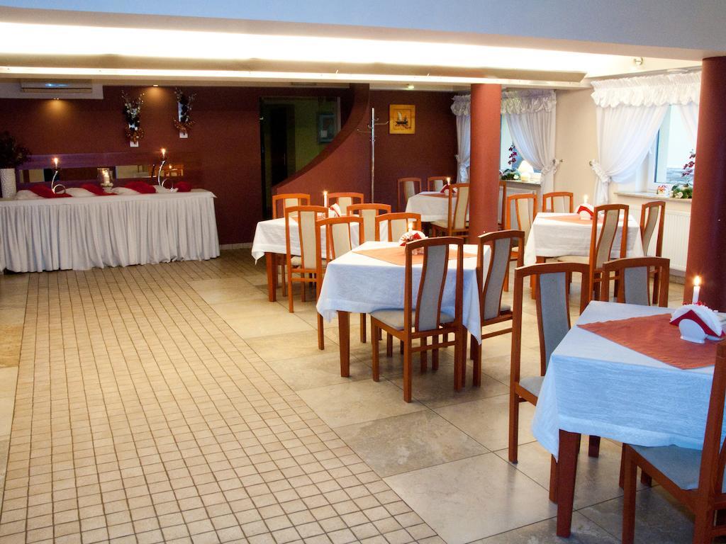 Hotel Zagiel Niewiesze Bagian luar foto