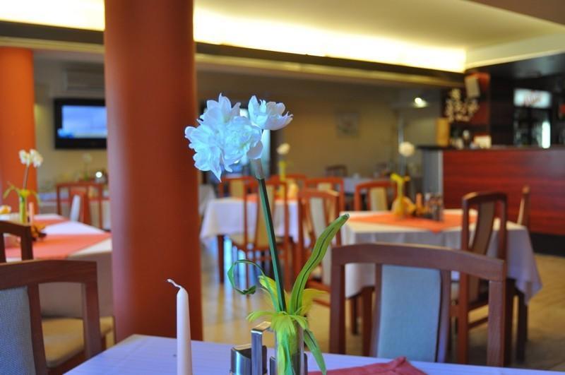 Hotel Zagiel Niewiesze Bagian luar foto