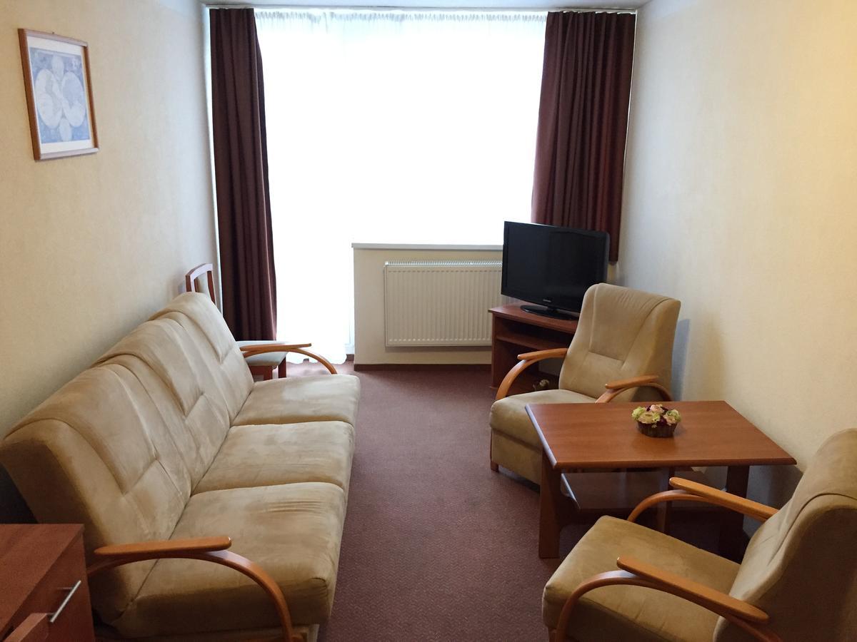 Hotel Zagiel Niewiesze Bagian luar foto